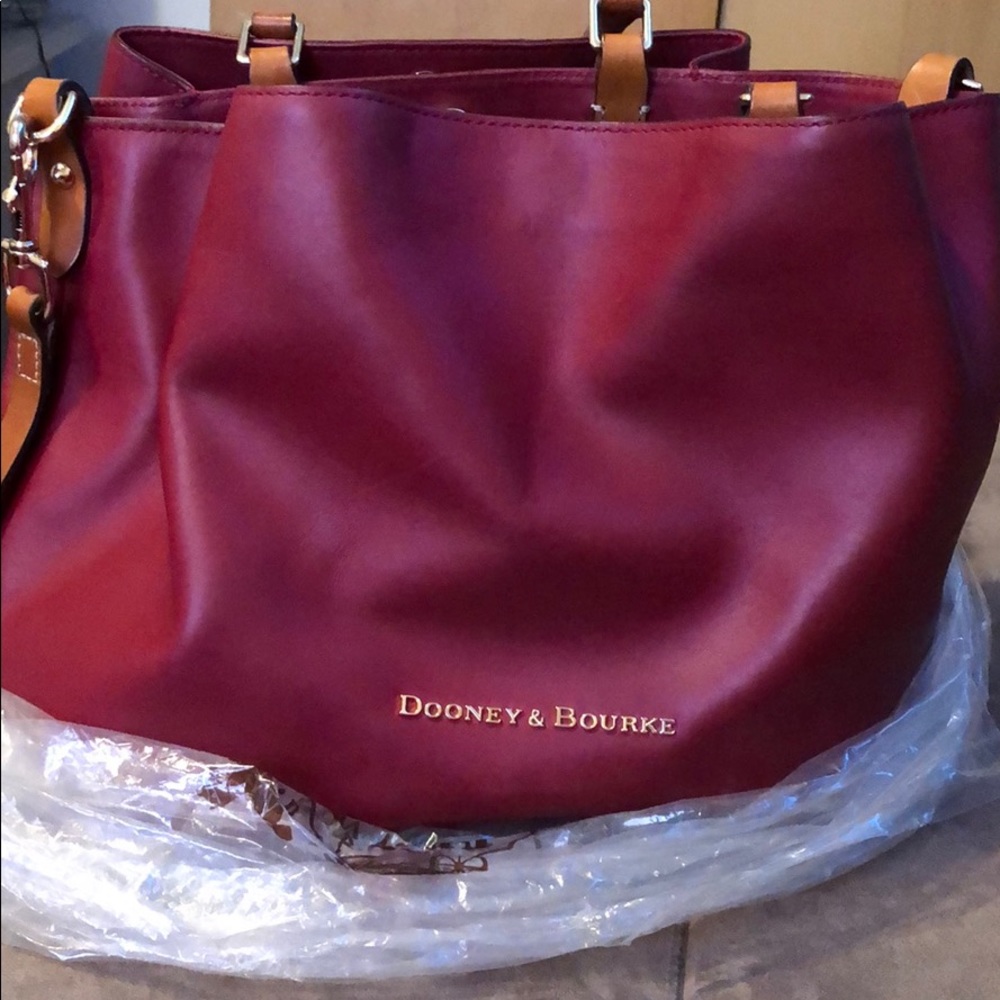 Nice leather hand bag